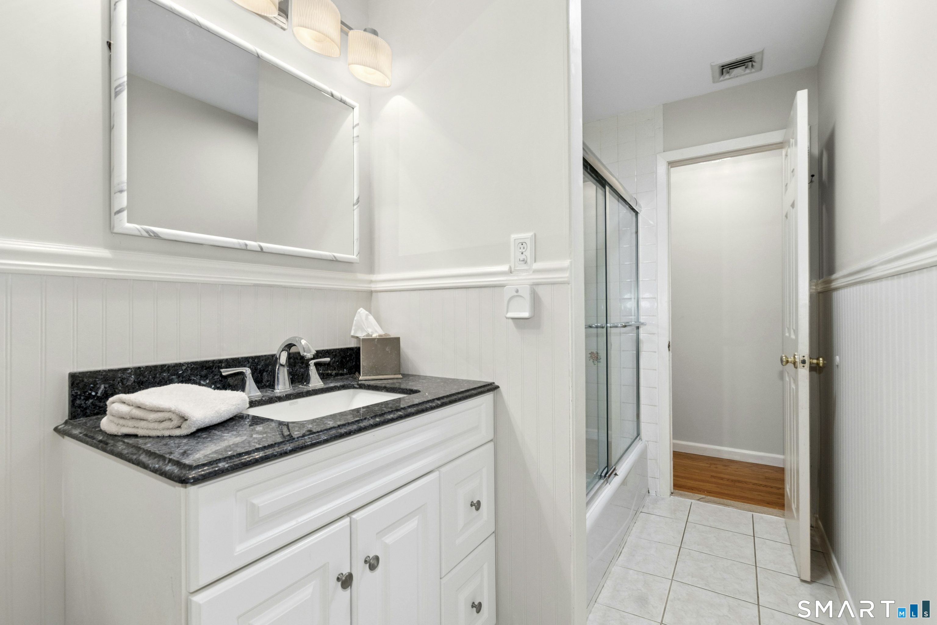 25 Olmstead Lane Ridgefield, CT 06877 - Photo 22 of 38