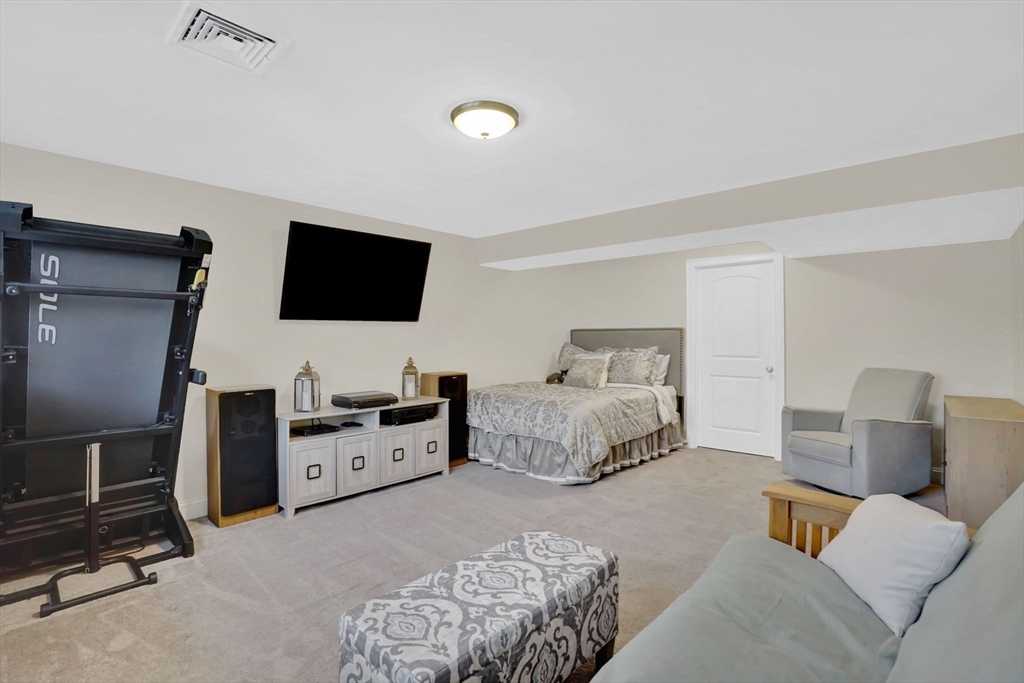 301 Podunk Road East Brookfield, MA 01515 - Photo 27 of 35