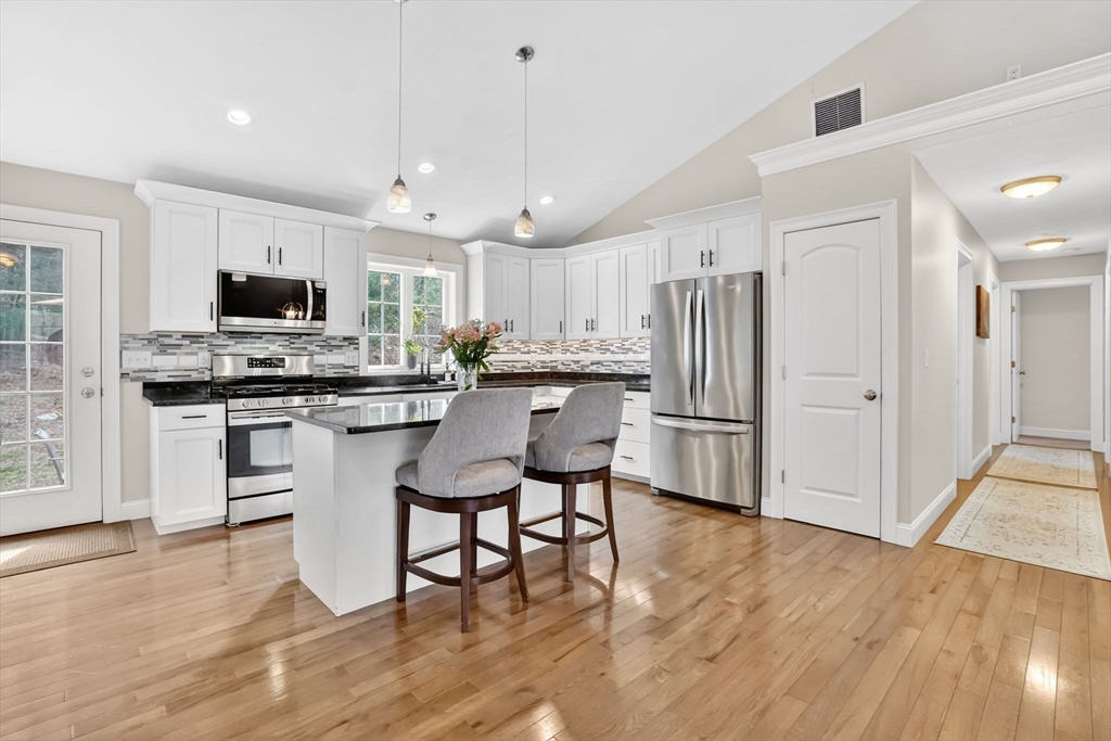 301 Podunk Road East Brookfield, MA 01515 - Photo 6 of 35