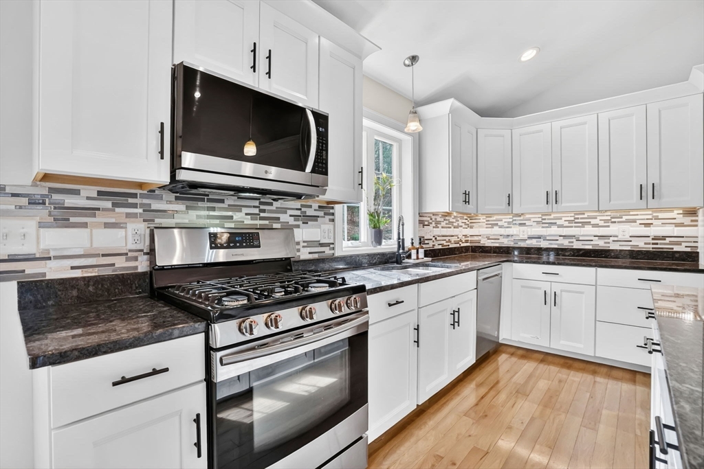 301 Podunk Road East Brookfield, MA 01515 - Photo 8 of 35