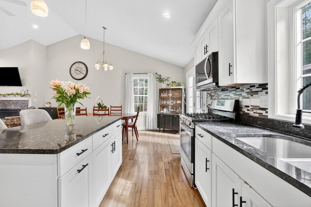 301 Podunk Road East Brookfield, MA 01515 - Photo 9 of 35