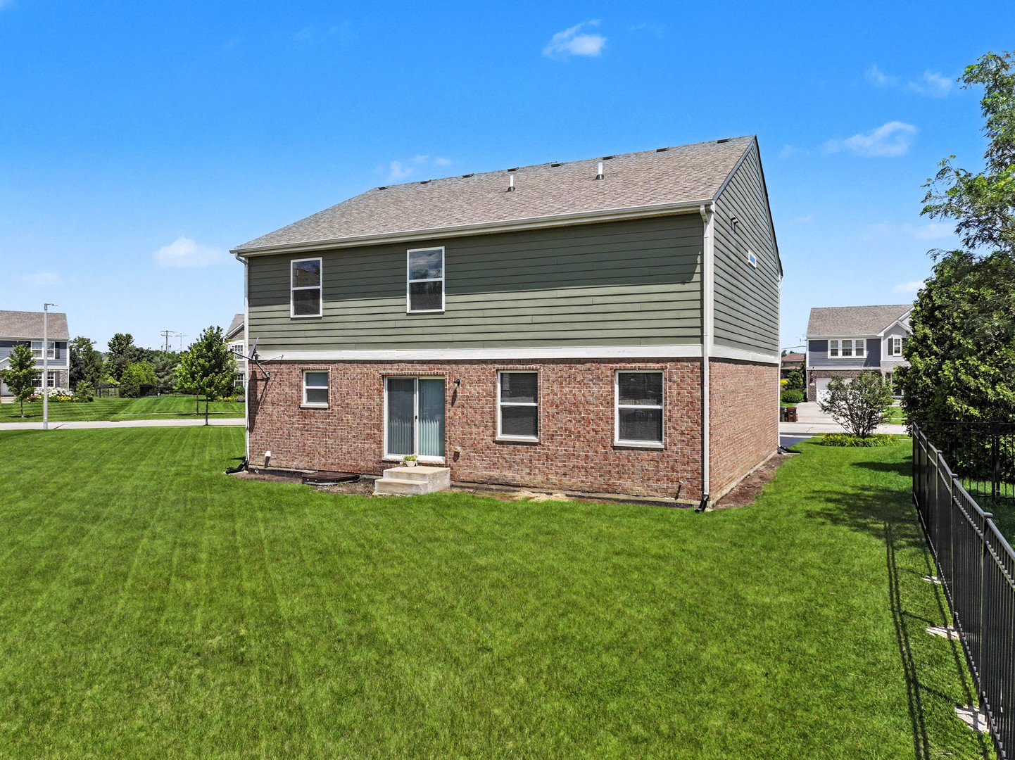 1978 Stapleton Road New Lenox, IL 60451 - Photo 30 of 39
