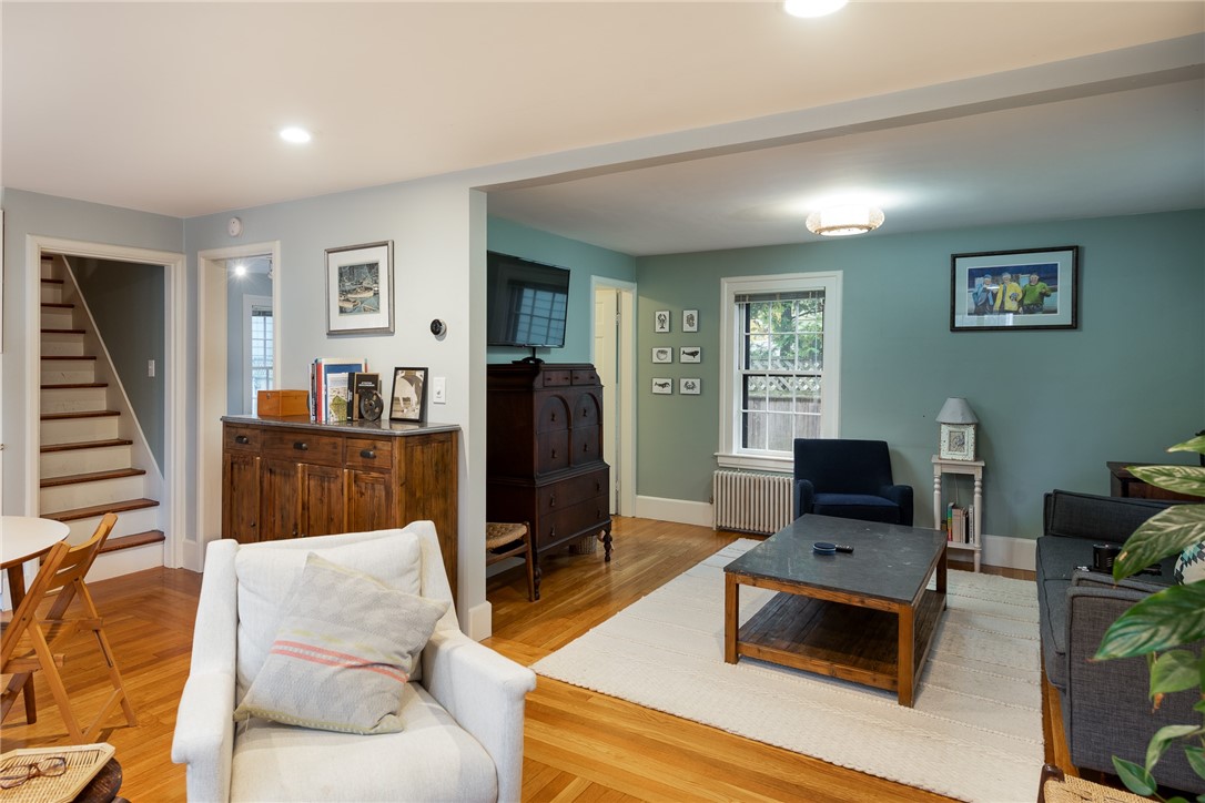 80 Edgehill Road Providence, RI 02906 - Photo 8 of 31
