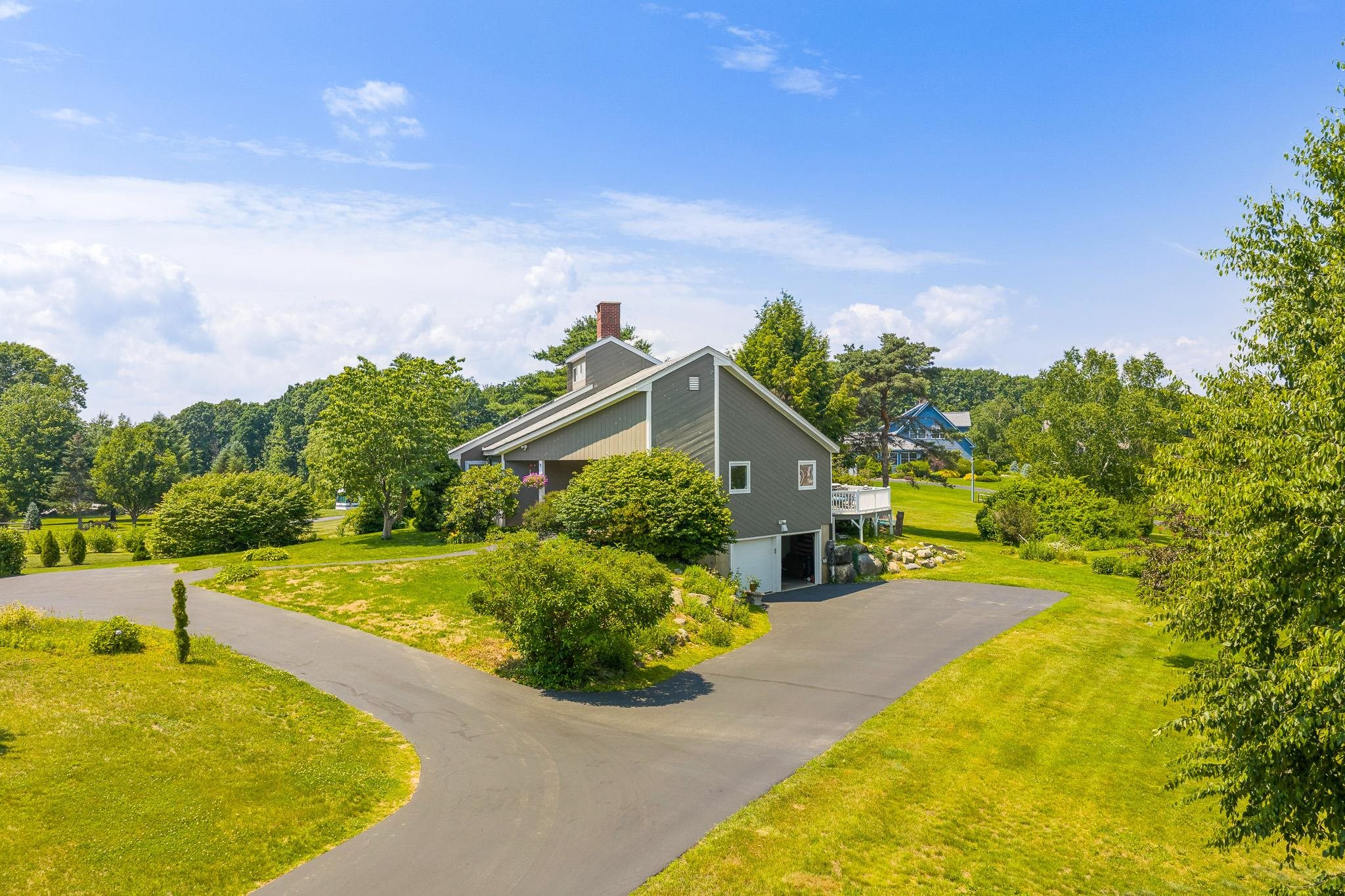 6 Beacon Hill Road Gilford, NH 03249 - Photo 3 of 56