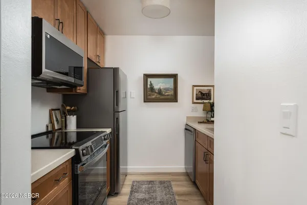 $749,000 | 864 Highland Drive, Unit 6, Santa Barbara, CA 93109