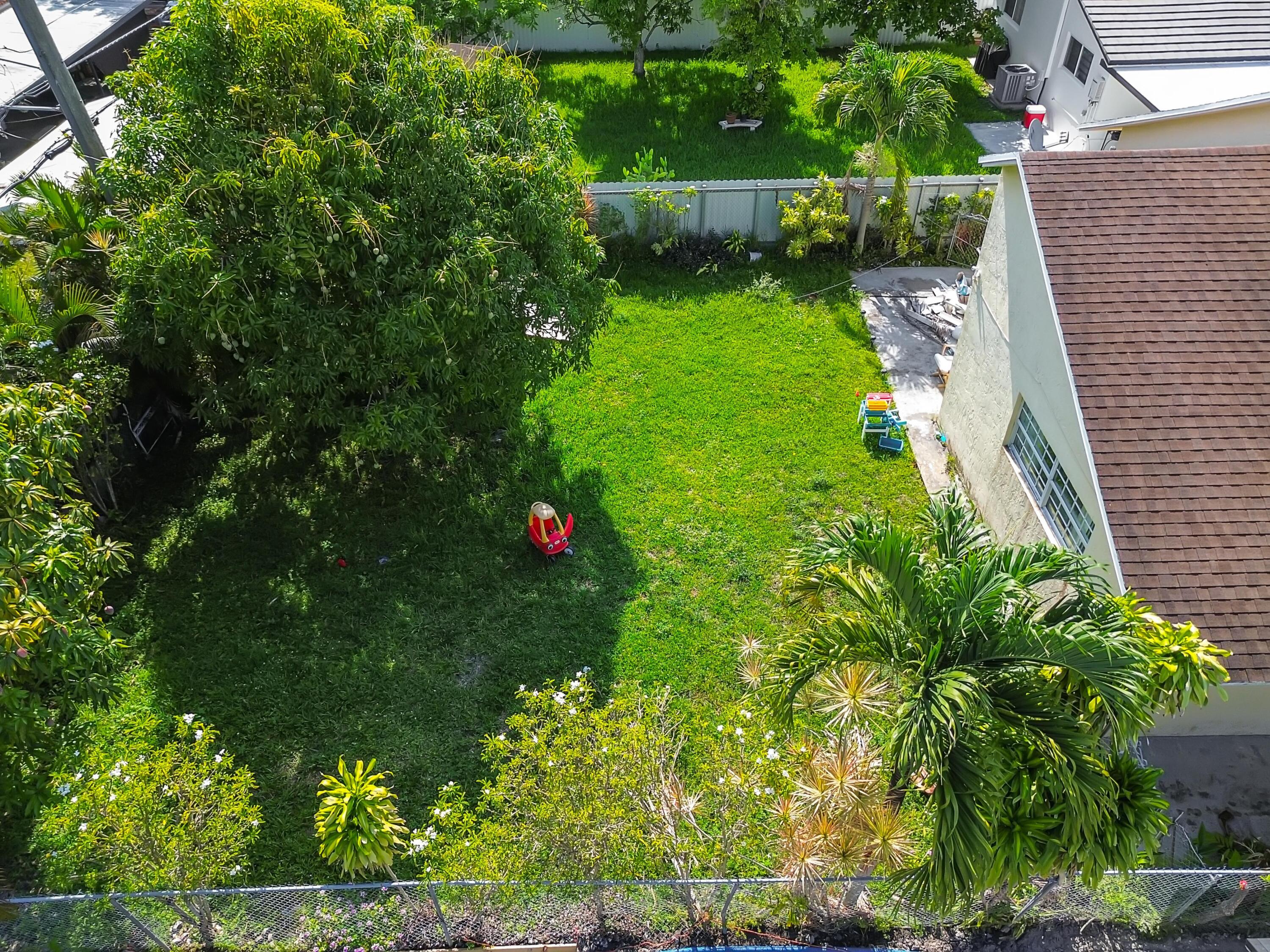 7337 Southwest 21st Street Miami, FL 33155 - Photo 32 of 32 38 drone 12