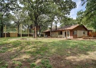 307 Lone Oak Circle Euless, TX 76039 - Photo 15 of 27