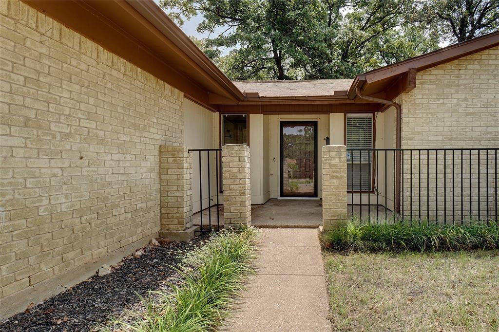 307 Lone Oak Circle Euless, TX 76039 - Photo 21 of 27
