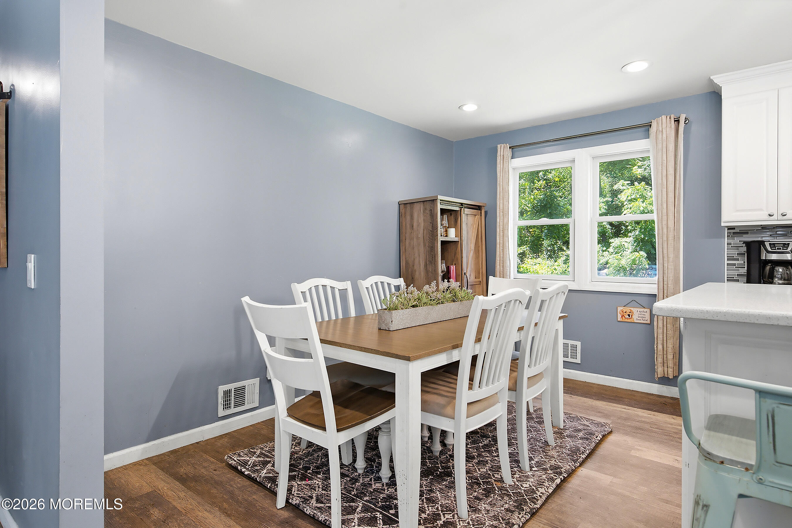 126 Andover Road Jackson, NJ 08527 - Photo 9 of 33 13-Dining