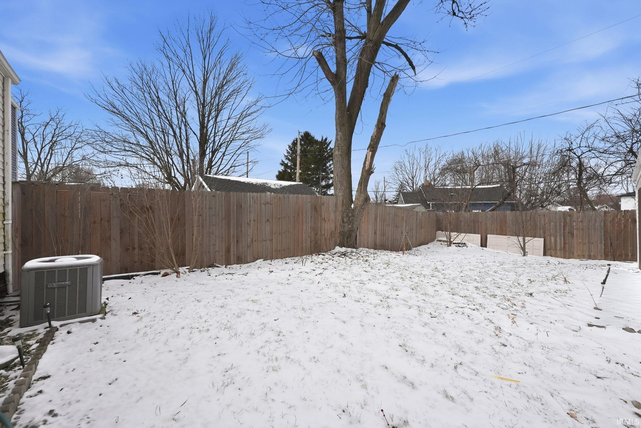 816 Hofer Avenue Fort Wayne, IN 46808 - Photo 11 of 35