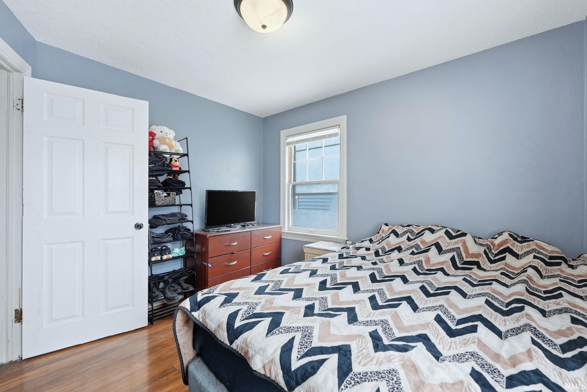 816 Hofer Avenue Fort Wayne, IN 46808 - Photo 4 of 35