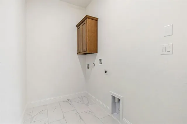 $599,900 | 7016 Valley View Drive, Joshua, TX 76058