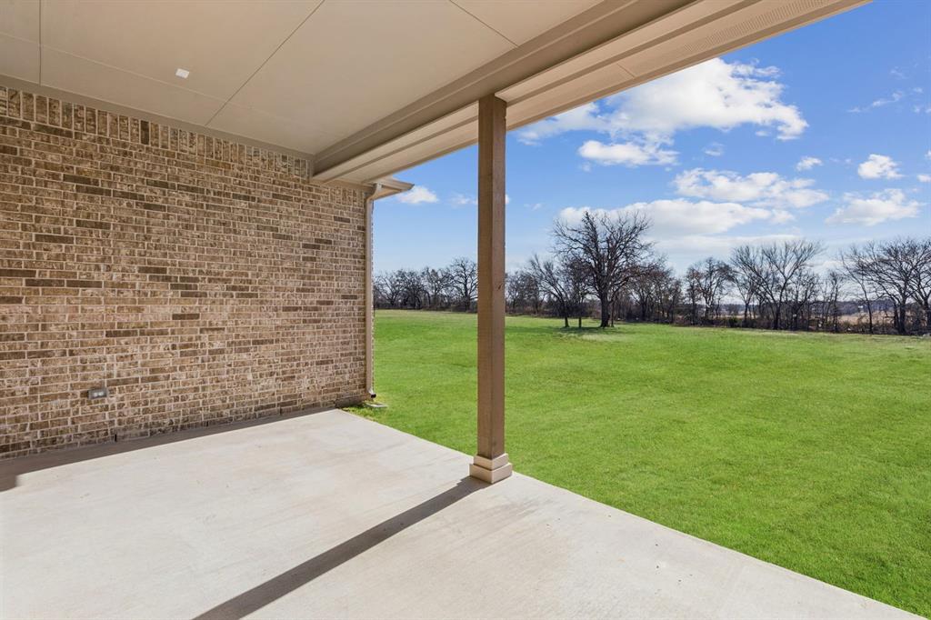 7016 Valley View Drive Joshua, TX 76058 - Photo 26 of 28 a view of a pathway with a yard