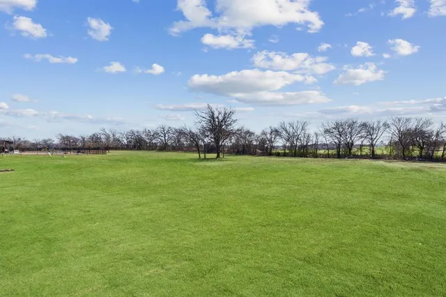 $599,900 | 7016 Valley View Drive, Joshua, TX 76058