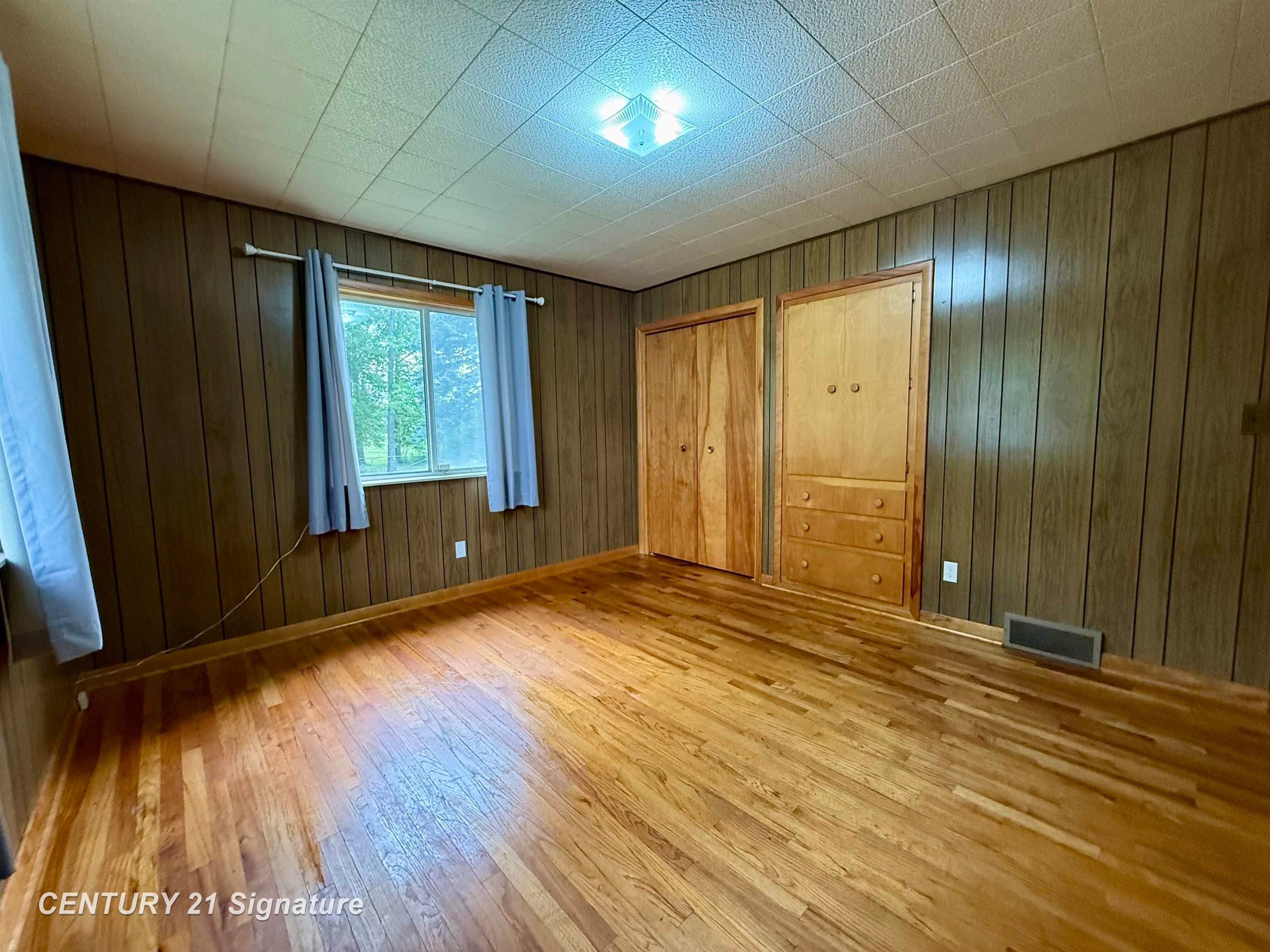 3788 King Road Bridgeport, MI 48722 - Photo 12 of 20 Gallery Image 12