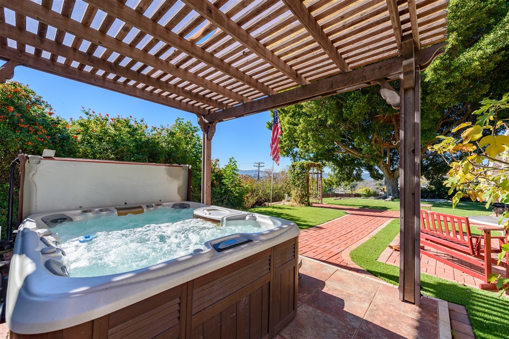 1354 El Rey Court El Cajon, CA 92021 - Photo 3 of 25 Gallery Image 3