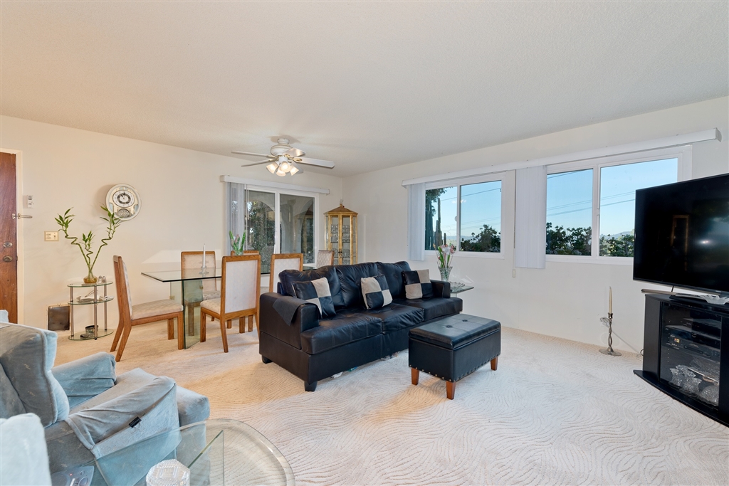 1354 El Rey Court El Cajon, CA 92021 - Photo 6 of 25 Gallery Image 6
