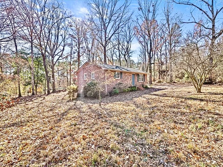 111 George McClain Road Anderson, SC 29625 - Photo 3 of 30