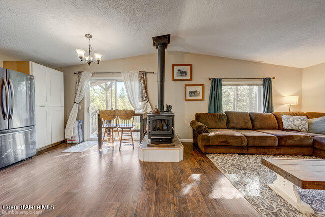 467 Silverado Road Careywood, ID 83809 - Photo 16 of 63 Living Room