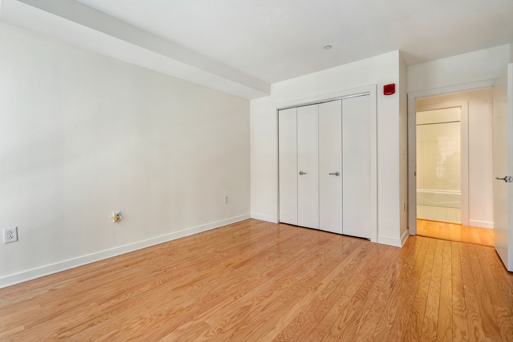 80 Broad Street, Unit 201 Boston, MA 02110 - Photo 24 of 34