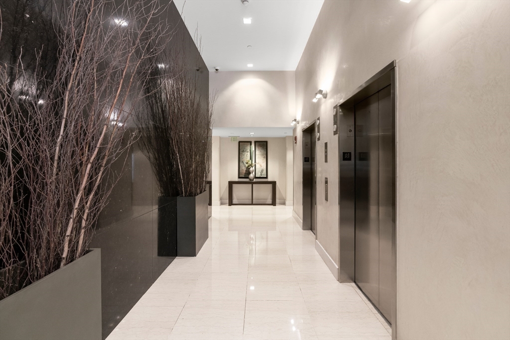 80 Broad Street, Unit 201 Boston, MA 02110 - Photo 30 of 34