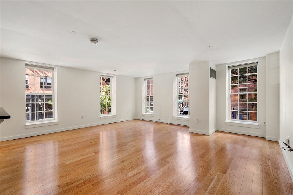 80 Broad Street, Unit 201 Boston, MA 02110 - Photo 4 of 34