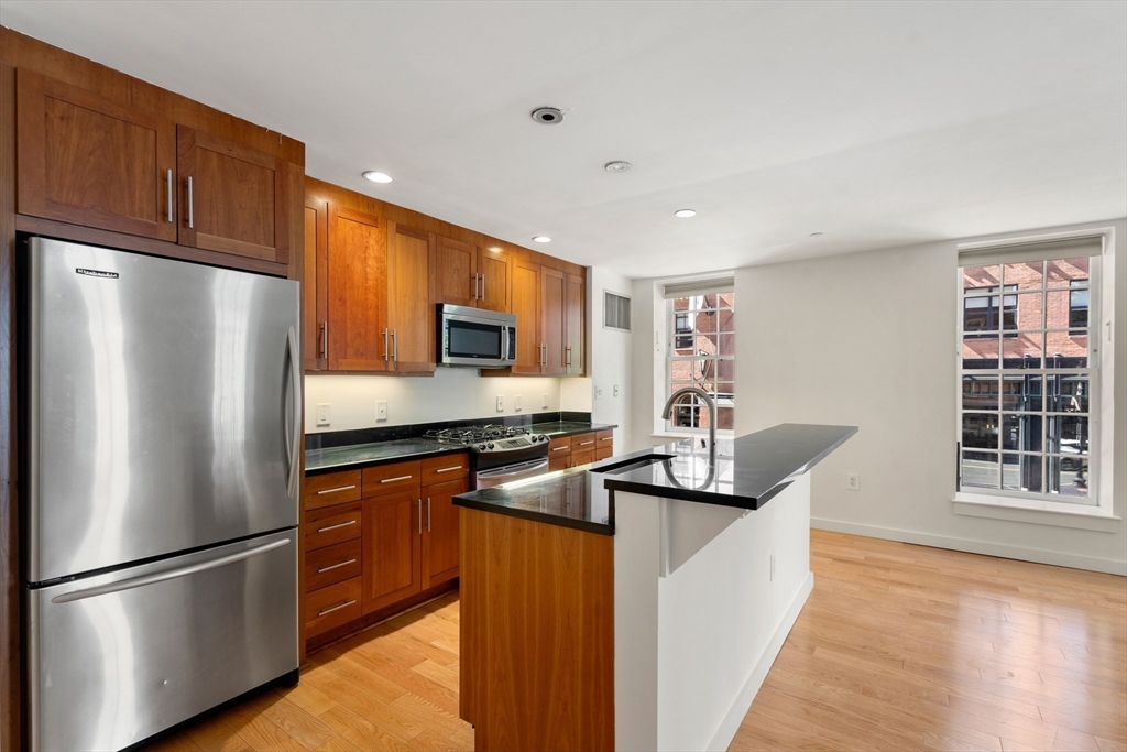 80 Broad Street, Unit 201 Boston, MA 02110 - Photo 6 of 34