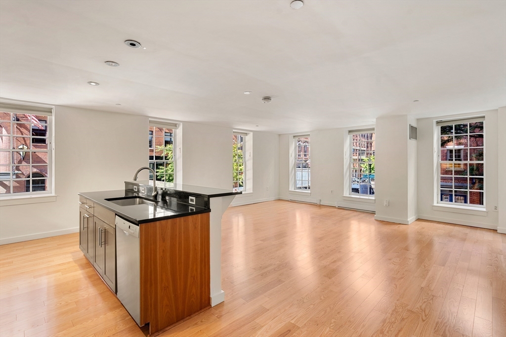 80 Broad Street, Unit 201 Boston, MA 02110 - Photo 10 of 34