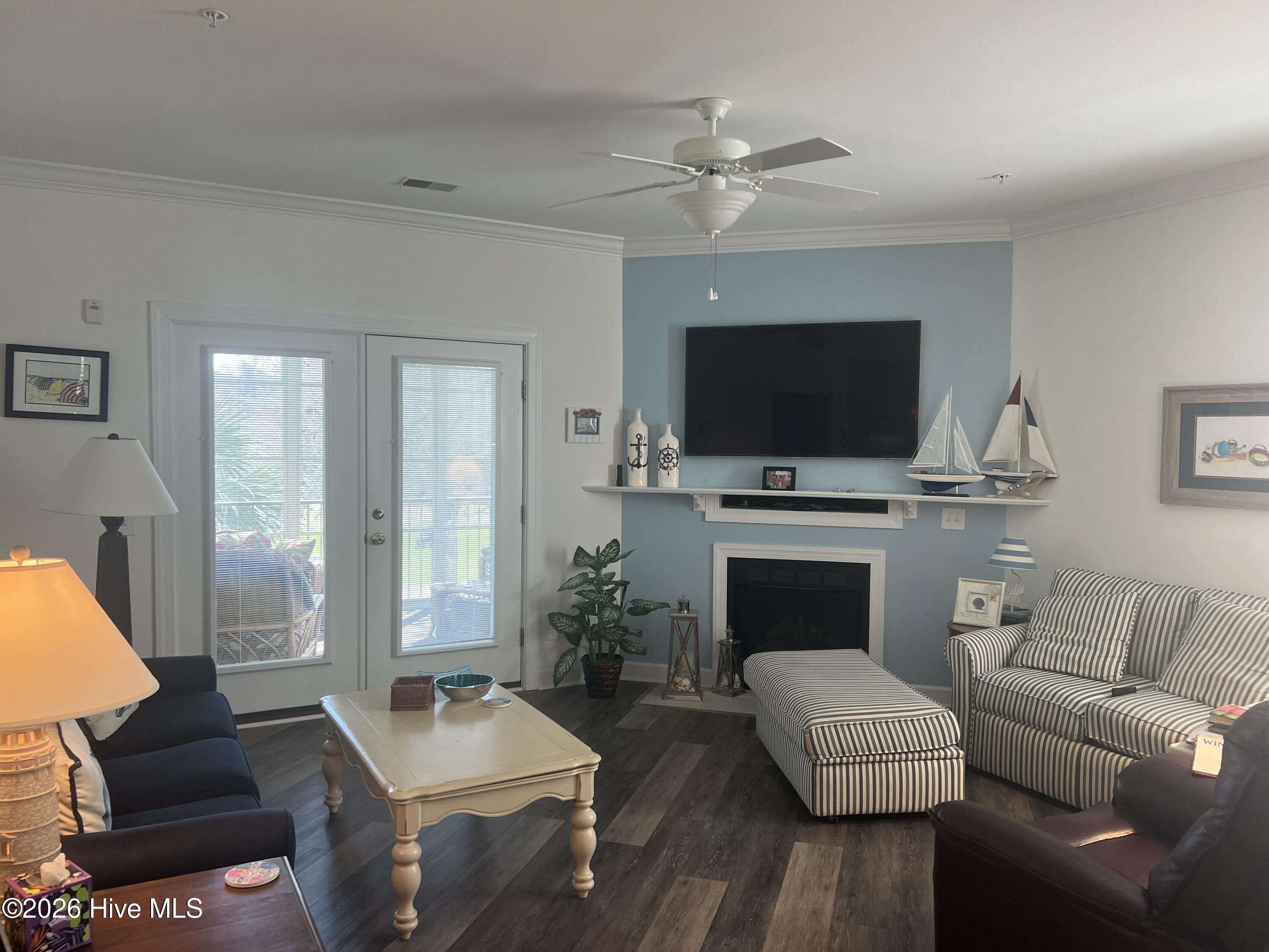 182 Clubhouse Road, Unit 4 Sunset Beach, NC 28468 - Photo 7 of 24 Living Room1