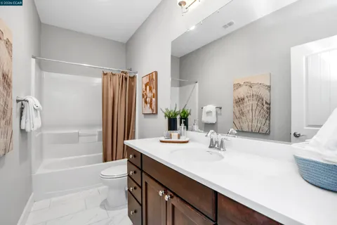 $725,000 | 601 Tierney Place, Martinez, CA 94553