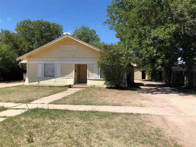 $800 | 824 Beech Street, Unit B, Abilene, TX 79601