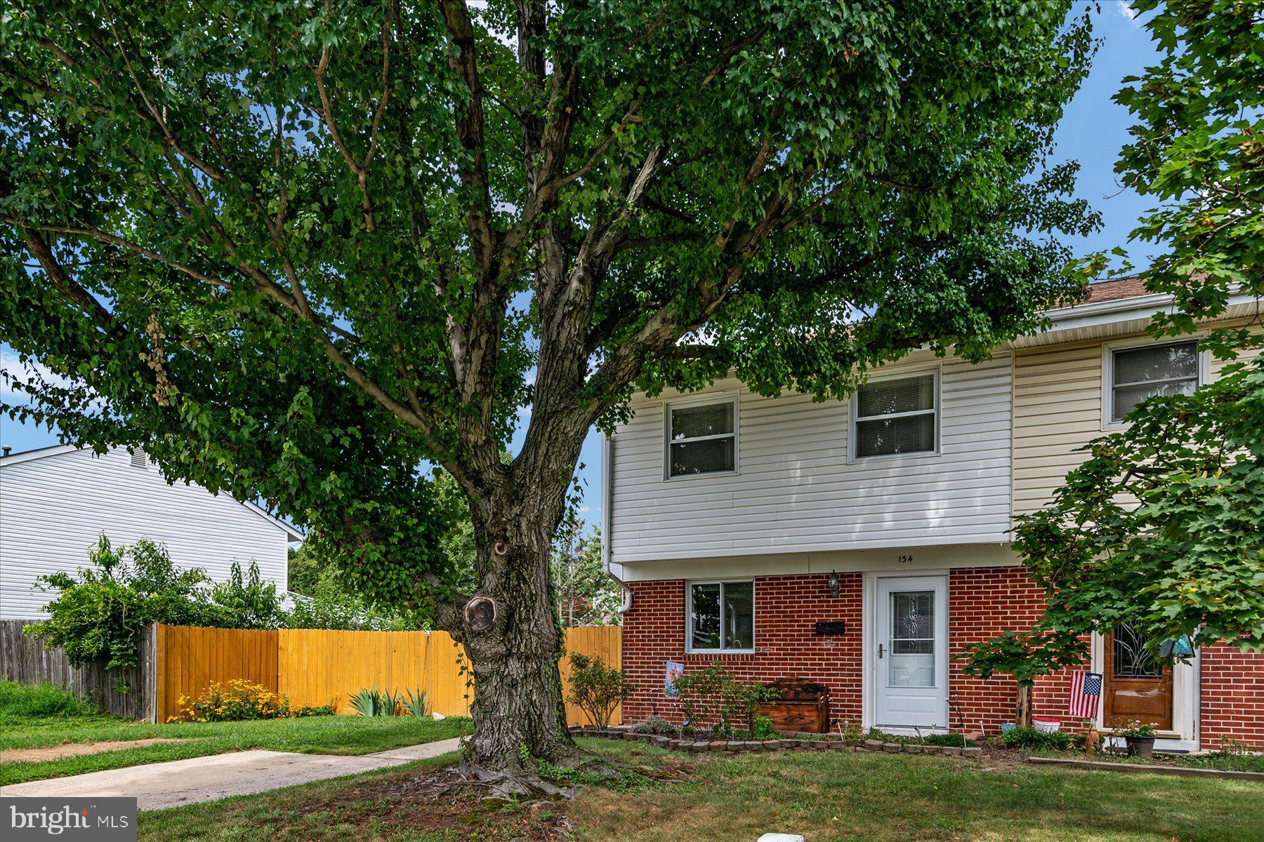 134 Dunlap Road Pasadena, MD 21122 - Photo 3 of 31 Gallery Image 3