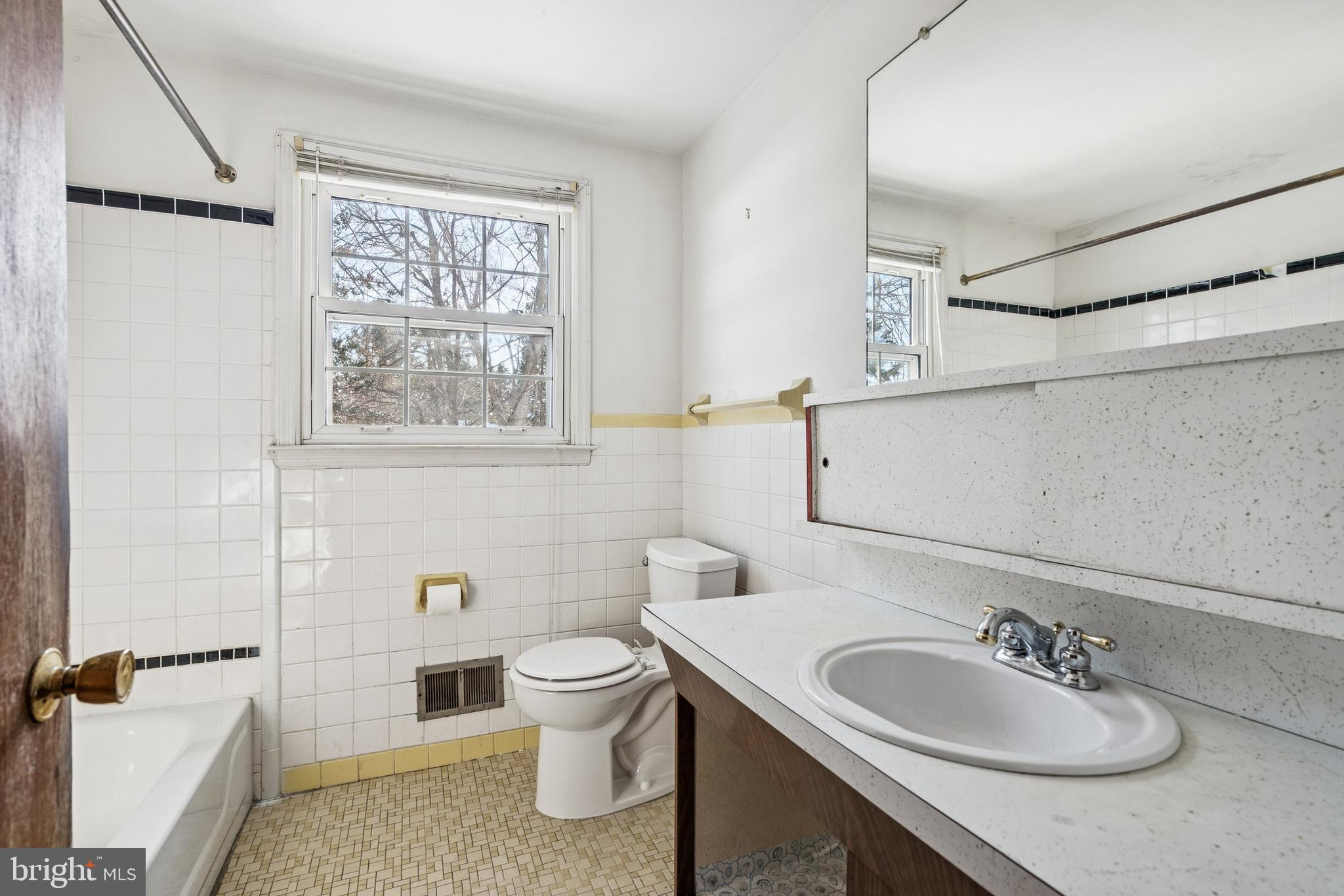 603 Somerdale Road Voorhees, NJ 08043 - Photo 21 of 29