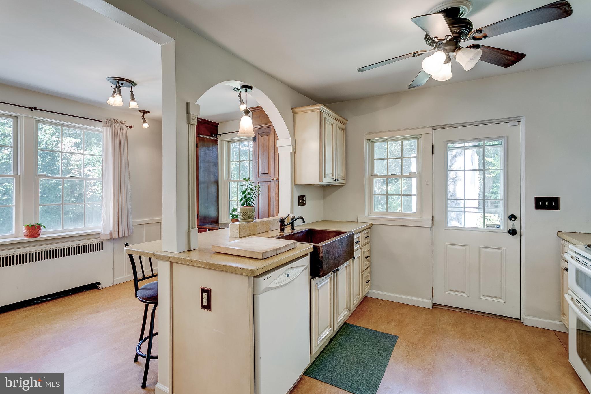 730 Anneslie Road Baltimore, MD 21212 - Photo 14 of 60