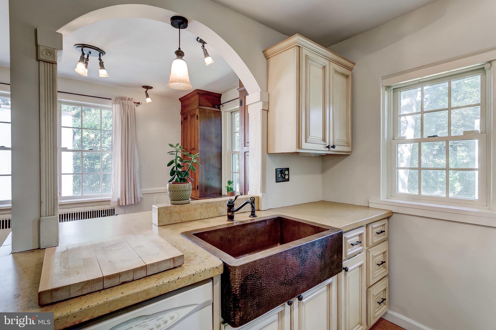 730 Anneslie Road Baltimore, MD 21212 - Photo 15 of 60