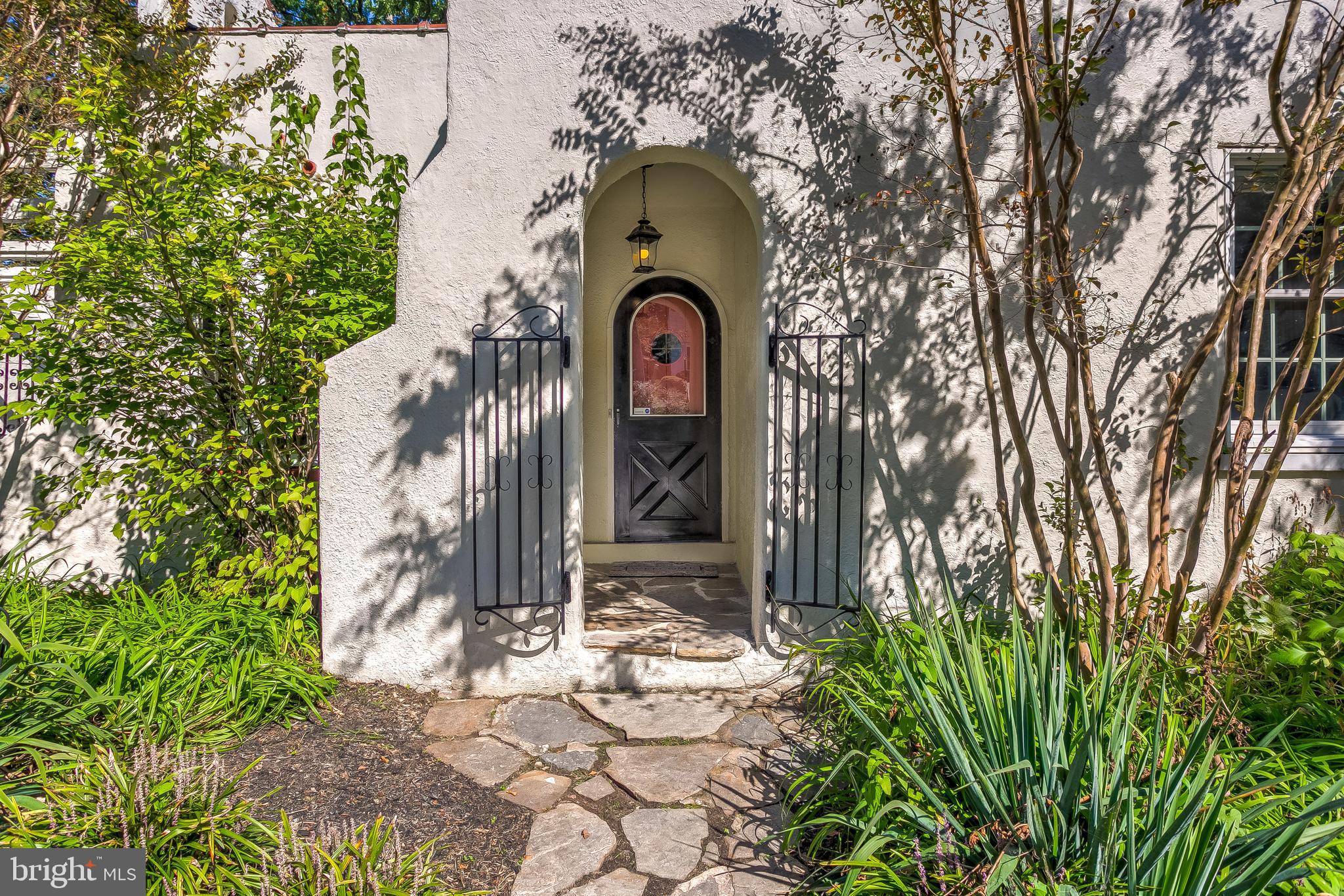 730 Anneslie Road Baltimore, MD 21212 - Photo 3 of 60
