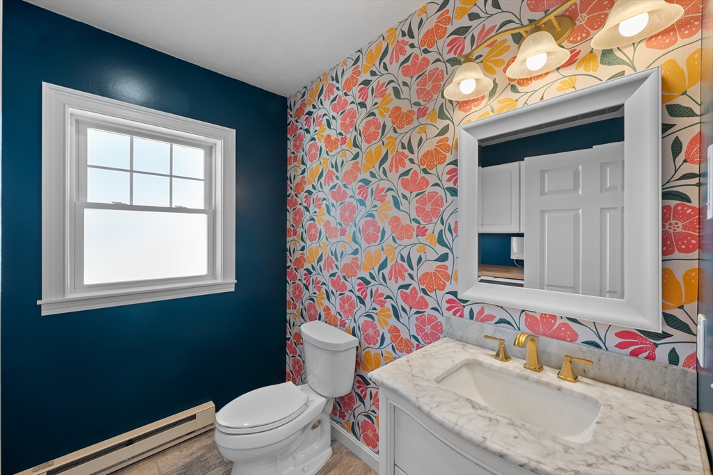 16 Windemere Road Worcester, MA 01602 - Photo 14 of 30