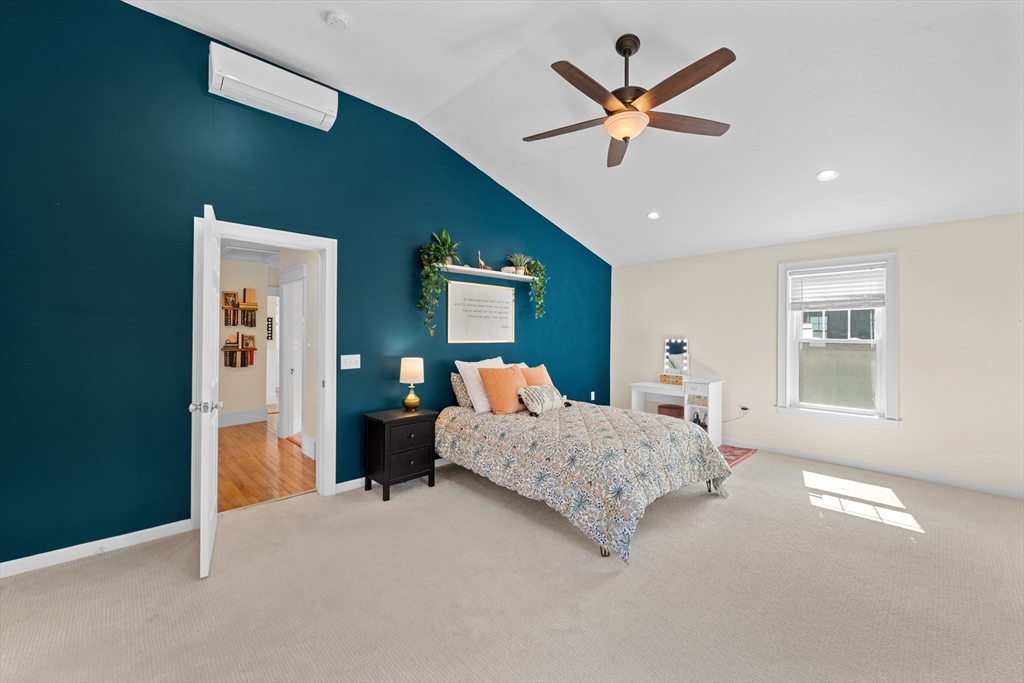 16 Windemere Road Worcester, MA 01602 - Photo 16 of 30