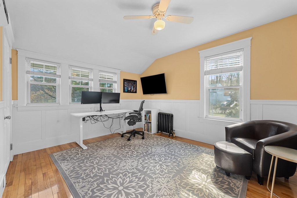 16 Windemere Road Worcester, MA 01602 - Photo 23 of 30