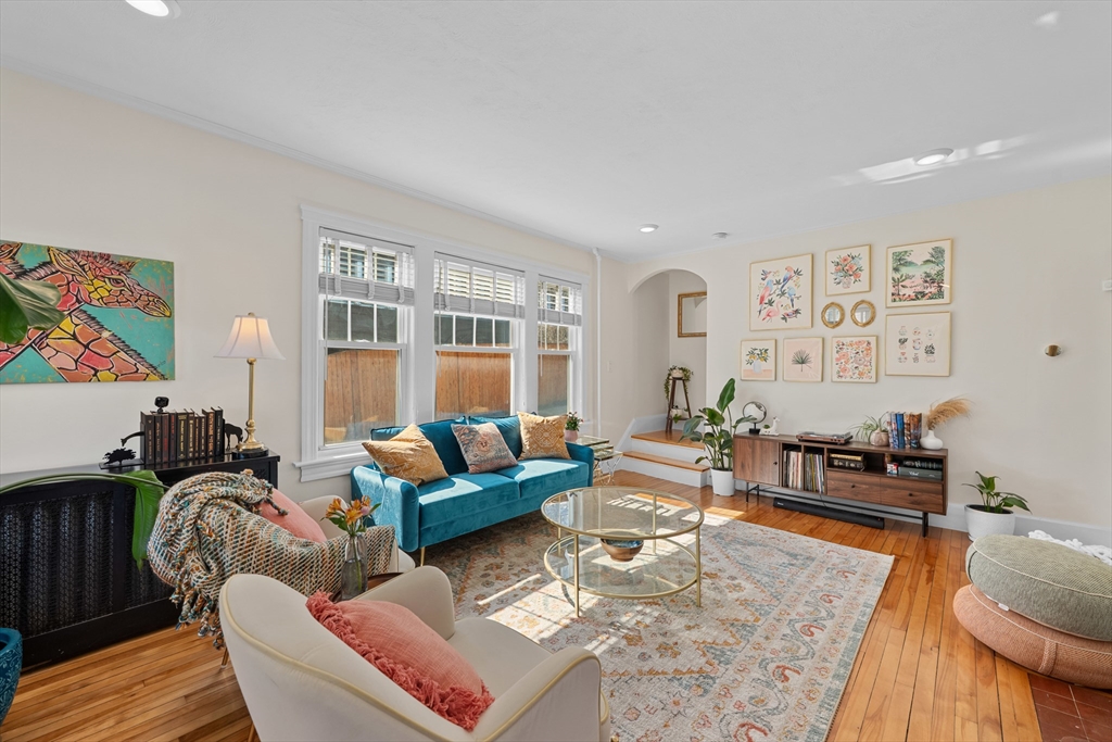 16 Windemere Road Worcester, MA 01602 - Photo 4 of 30