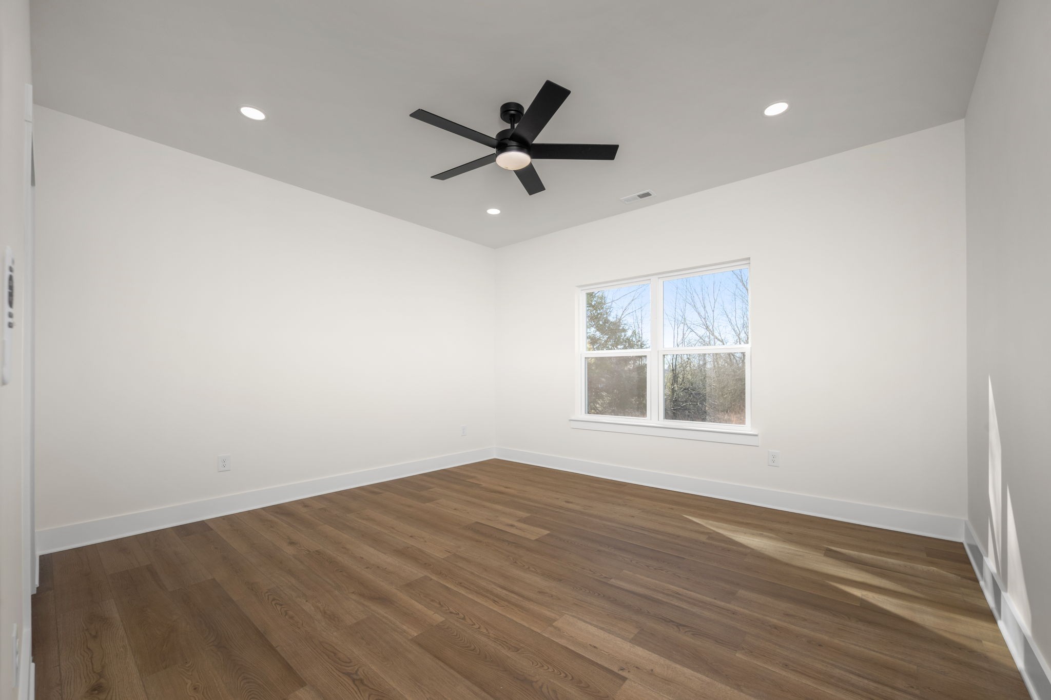 4211 Asbury Road Manchester, TN 37355 - Photo 19 of 29