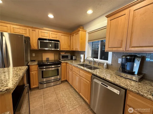 $385,500 | 2815 Willows Road, Unit 230, Seaview, WA 98644