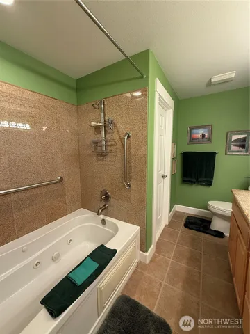 $385,500 | 2815 Willows Road, Unit 230, Seaview, WA 98644