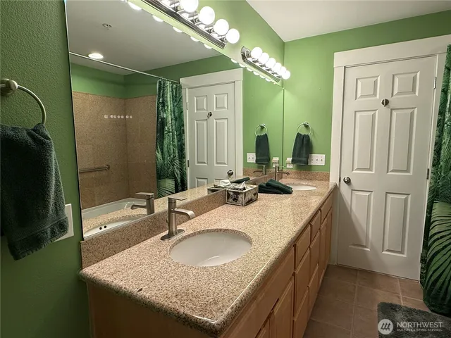 $385,500 | 2815 Willows Road, Unit 230, Seaview, WA 98644