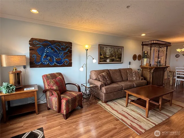 $385,500 | 2815 Willows Road, Unit 230, Seaview, WA 98644