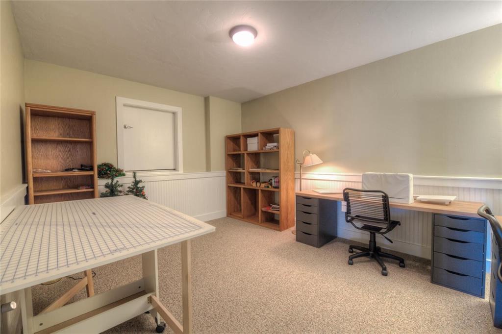 3207 High Creek Road Fairplay, CO 80440 - Photo 26 of 35 a view of a workspace with furniture