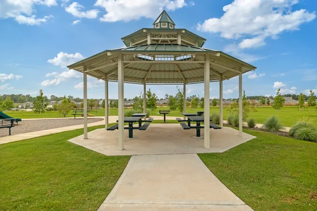 $349,900 | 15695 Honey Cv Drive, Conroe, TX 77303