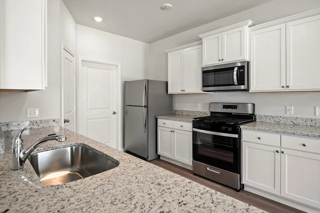 $349,900 | 15695 Honey Cv Drive, Conroe, TX 77303