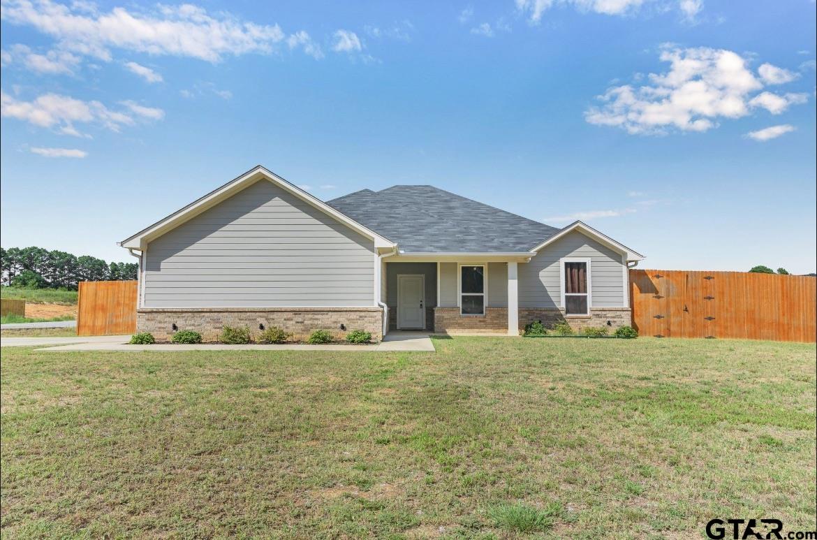 12908 County Road 46 Tyler, TX 75704 - Photo 1 of 20 a view of a house with a yard