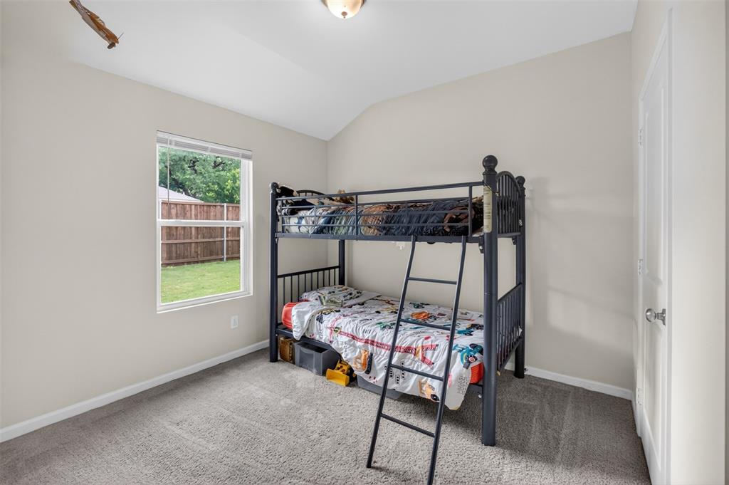 901 East 3rd Street Springtown, TX 76082 - Photo 17 of 38
